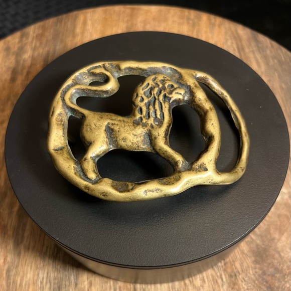 Vintage Hand Forged Brass LEO Zodiac Belt Buckle - Picture 3 of 8